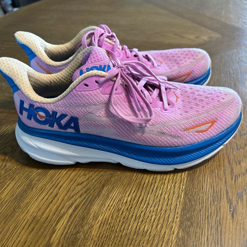 Hoka One One Clifton 9 Cyclamen Sweet Lilac (Women's) 1127896-CSLC Sz 8B